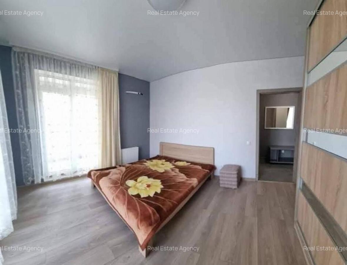 1 camera in zona Medicinei - 1