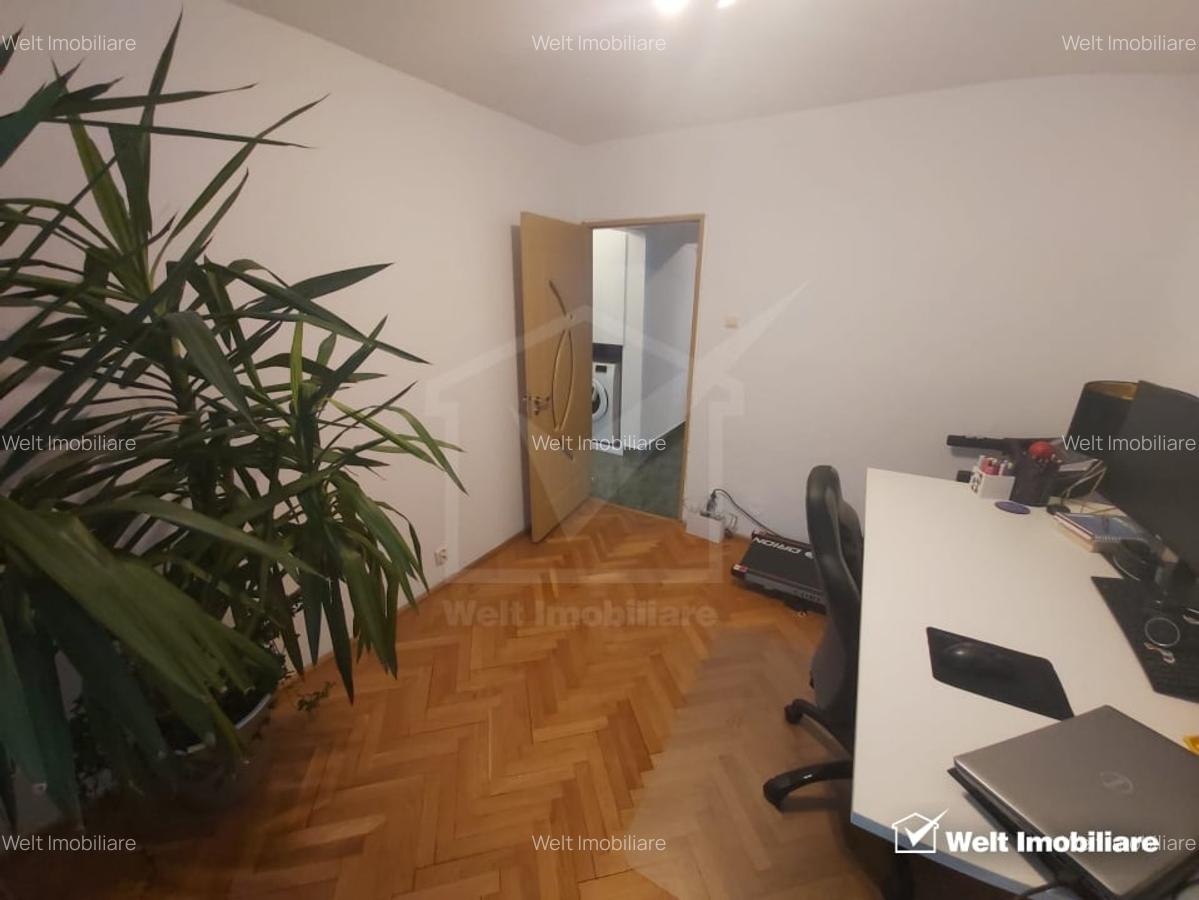 Apartament cu 3 camere, 2 bai, zona Titulescu - 12 Apartament cu 3 camere, 2 bai, zona Titulescu - 12