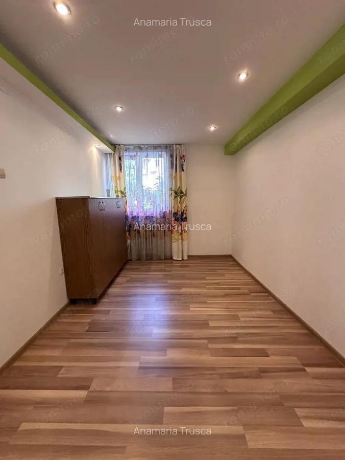 Apartament cu 3 camere la parter, cartier George Enescu - 16 Apartament cu 3 camere la parter, cartier George Enescu - 16