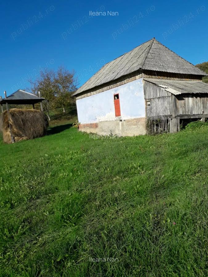 Casa de vinzare cu tot cu pamint - 2