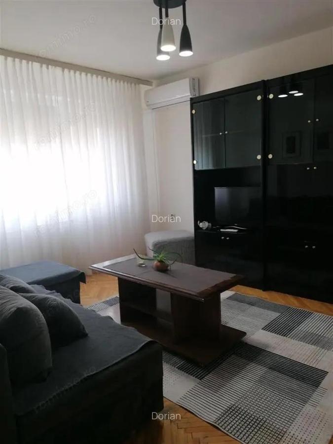 Vanzare apartament de doua camere zona Lujerului - 1