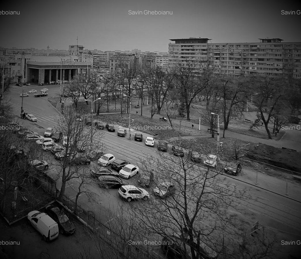 TWO-ROOM APARTMENT / 44 sqm / 6th FLOOR of nine / GARA DE NORD AREA - 26