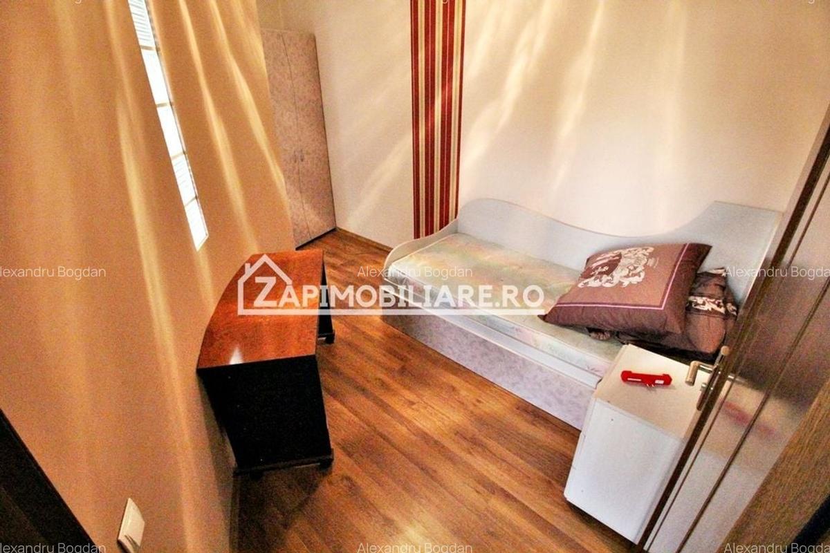 Apartament 4 camere la casă  de închiriat,zona Platou - 3