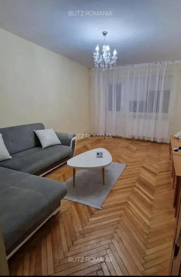 Apartament cu 3 camere in spatele restaurantului Orizont - 2