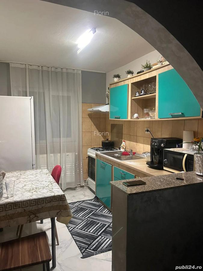 2 Case Buzau in aceasi curte - 4