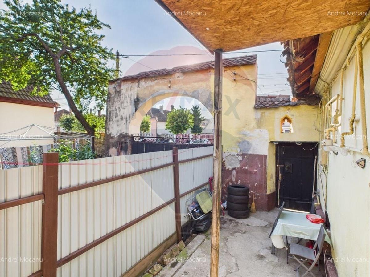 Comision 0%|Casa de vanzare Codlea| 2 camere| Curte interioara| - 12
