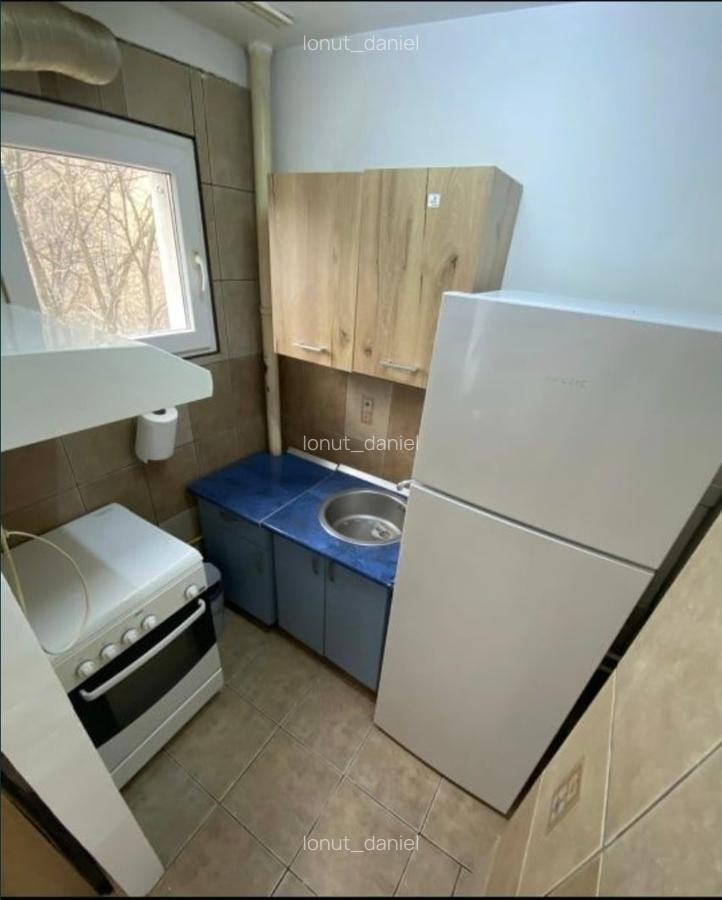 Garsonieră decomandată în Drumul Taberei - 3