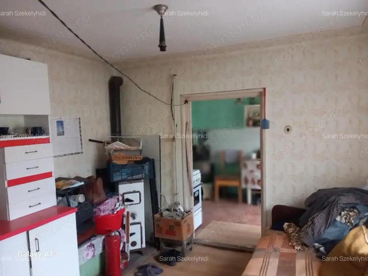 BRASADAS vinde casa 3 cam. zona Unirii teren 550mp. - 14