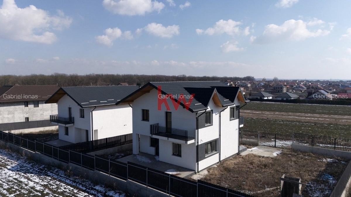 Vila 4 Camere, 2 Bai, Teren 469 mp Breazu, Copou, Padurea Marzesti - 9
