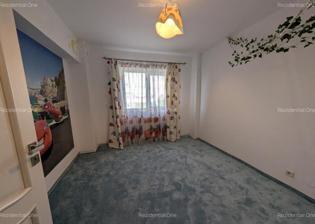 Renovat, 2 camere decomandate - 64 mp , etaj intermediar, No - 6