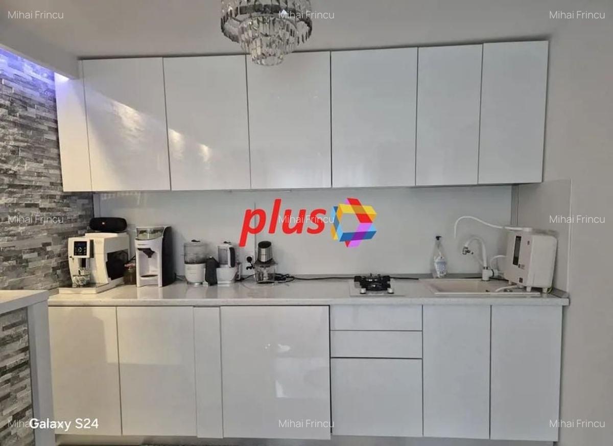 Casă cu 5 camere 130 mp - doua ap. separate,  zona Racadau - 5