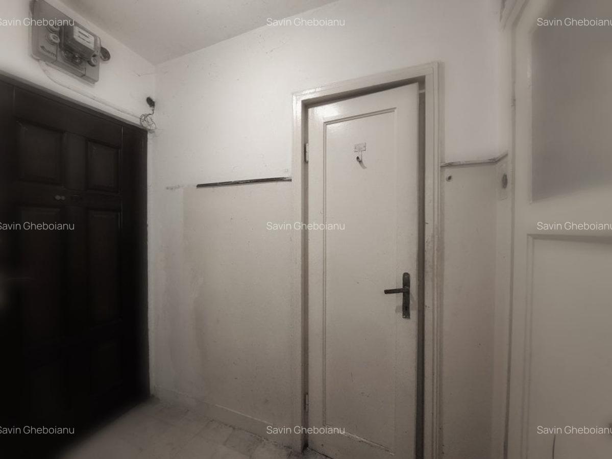 TWO-ROOM APARTMENT / 44 sqm / 6th FLOOR of nine / GARA DE NORD AREA - 8