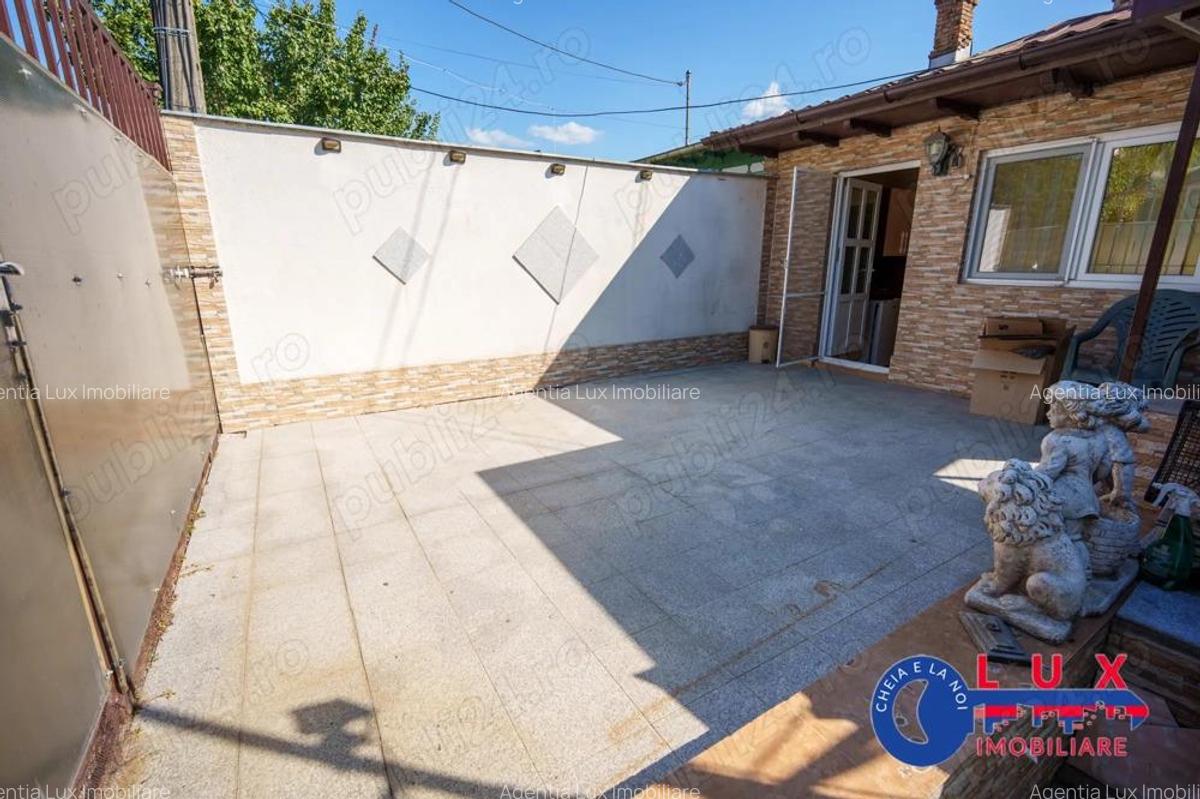 ID 6719 DE VANZARE - Casa in Zona Pacii - 1