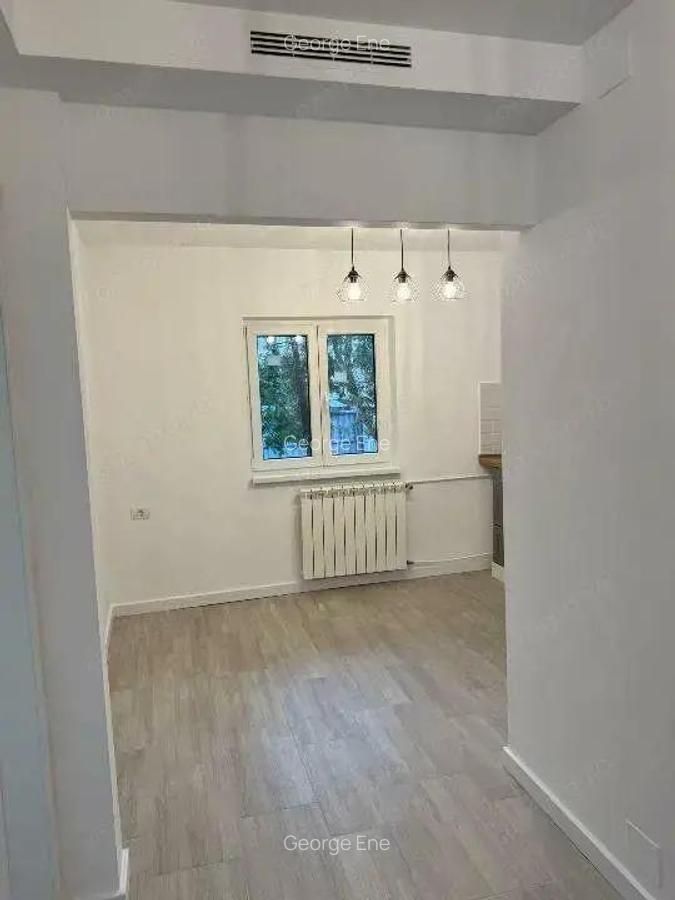 Apartament 3 camere vanzare zona Rahova, strada Sergent Scarlat nr.2 - 8