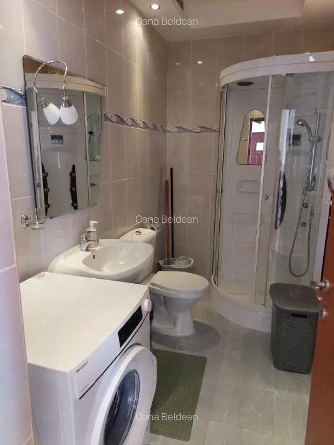 Penthouse 3 camere, dispus pe 2 niveluri, de inchiriat - Nufarul, Oradea - 8