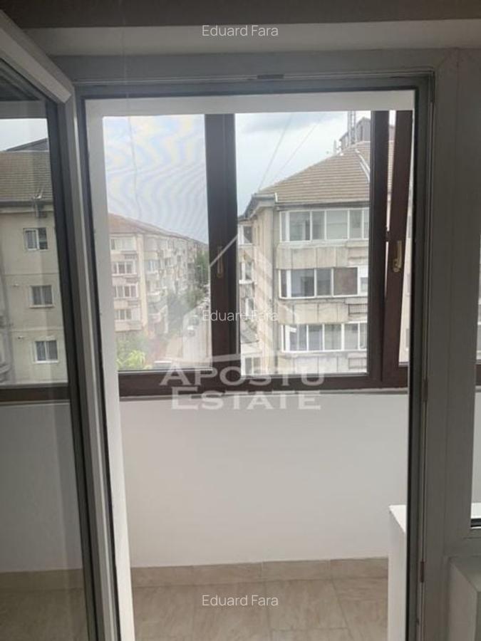 Apartament cu 2 camere decomandat în Bucovina - 4