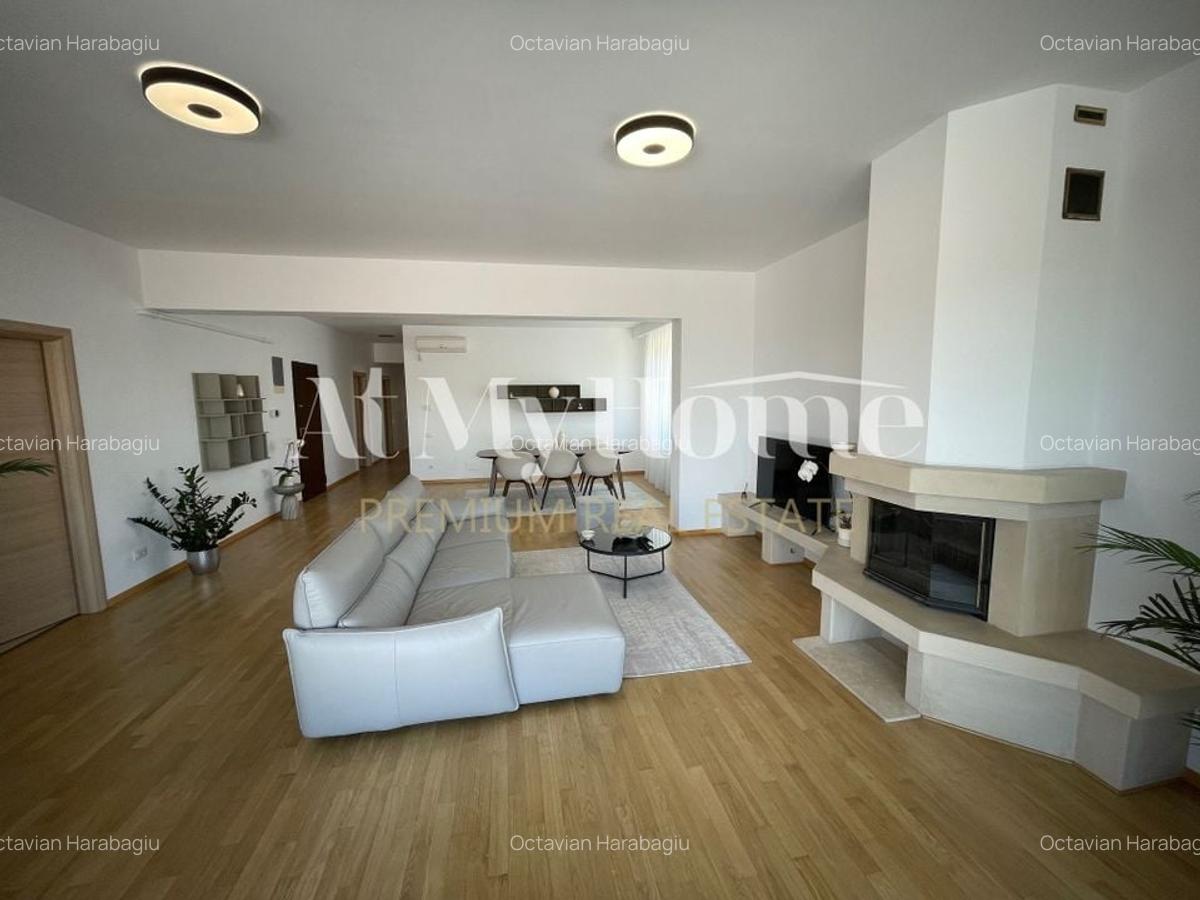 Penthouse superb, spatios cu 5 camere, mobilat partial, 3 parcari, terasa 157mp - 2