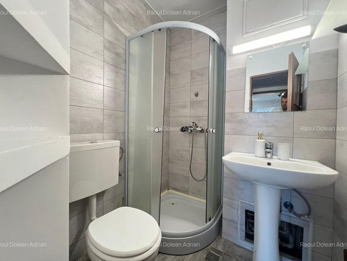 4 camere ,decomandat, 100 mp, 2 balcoane, str.Dorobantilor, Marasti - 11