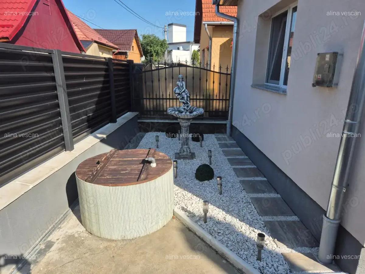 Casa de vanzare 3 camere - 9