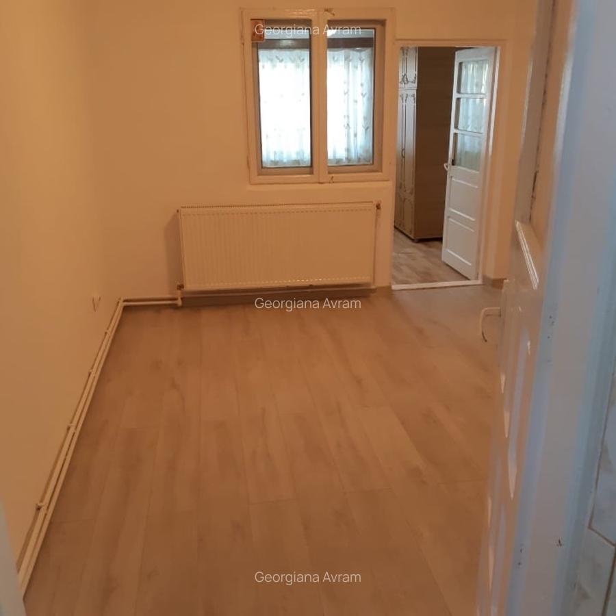 Vânzare apartament 2 camere – Bariera Brăilei, Bloc Apcarom, Buzău - 2