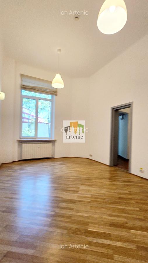 Armeneasca- parter de vila cu intrare separata/ Birouri/Notariat/ Showroom - 12