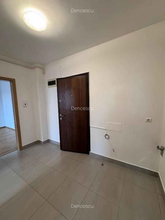 Apartament cu 2 camere decomandat în Tractorul - 4