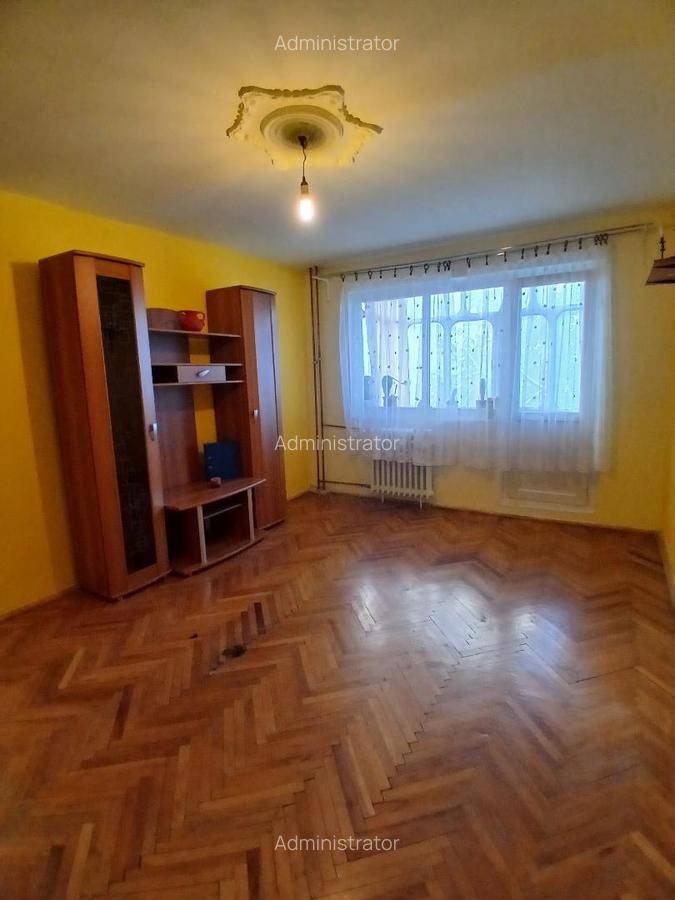 4 cam  Girocului aproape de Sp Judetean 2 balcoane - 2