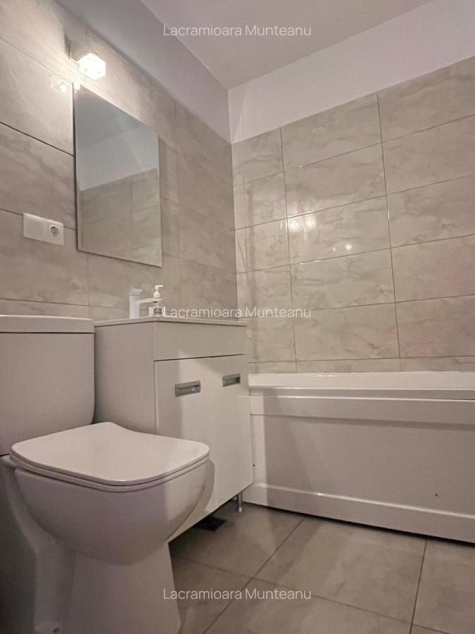 Titan , Parcul Teilor - 11