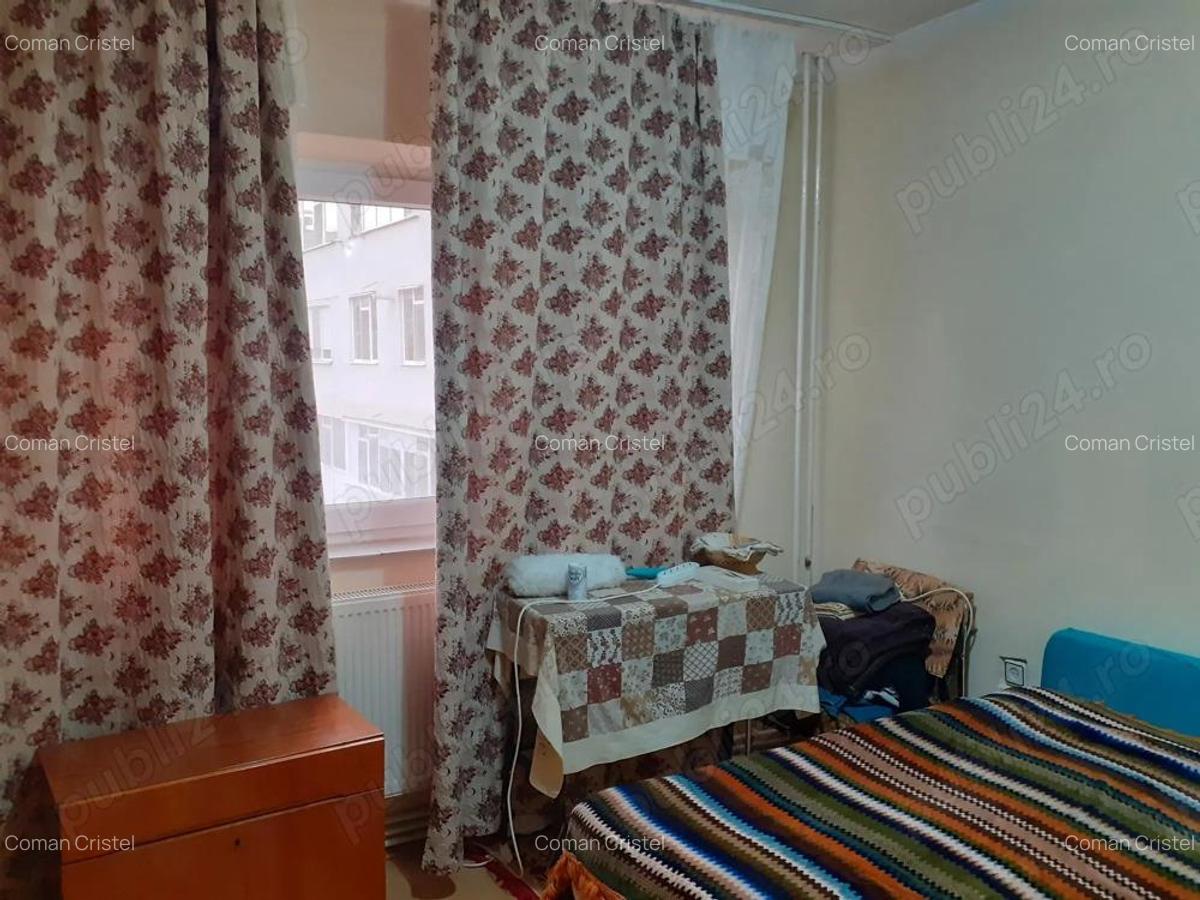 Vanzare Apart. 2 camere cf.1 dec, suprafata utila este de 50.mp., etajul 2 din 4 zona Radu Negru - 8 Vanzare Apart. 2 camere cf.1 dec, suprafata utila este de 50.mp., etajul 2 din 4 zona Radu Negru - 8