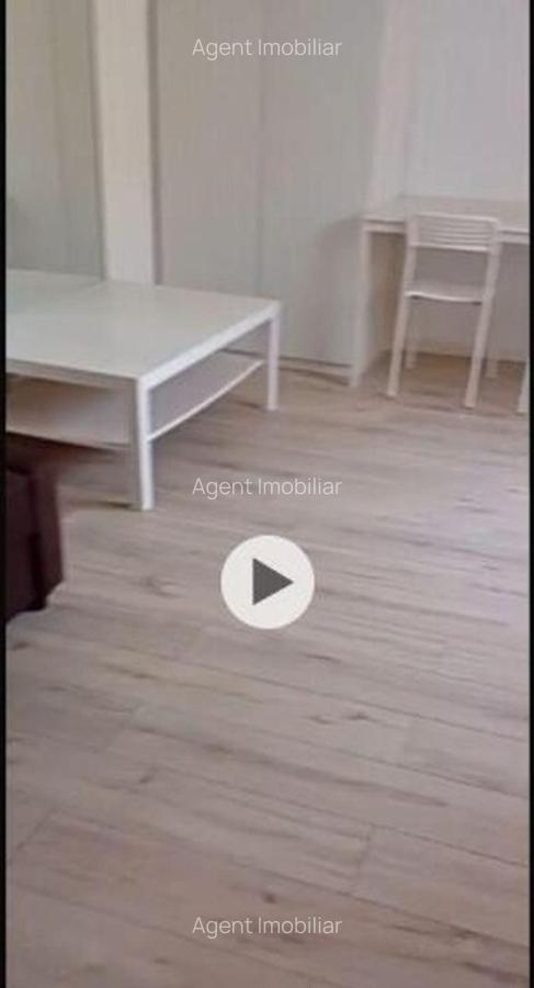 Obor etaj 7 la metrou - 2