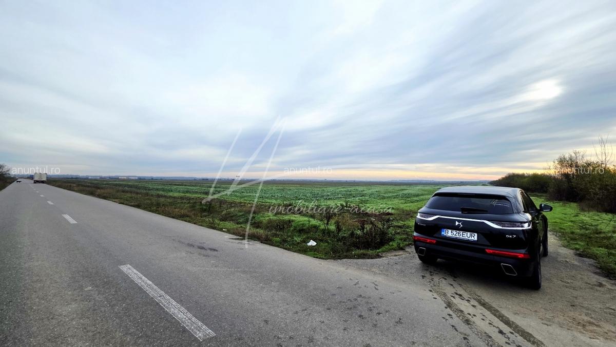 Dambovita Teren intravilan curti- constructii, industrial, Autostrada A1 - km 62 - 1