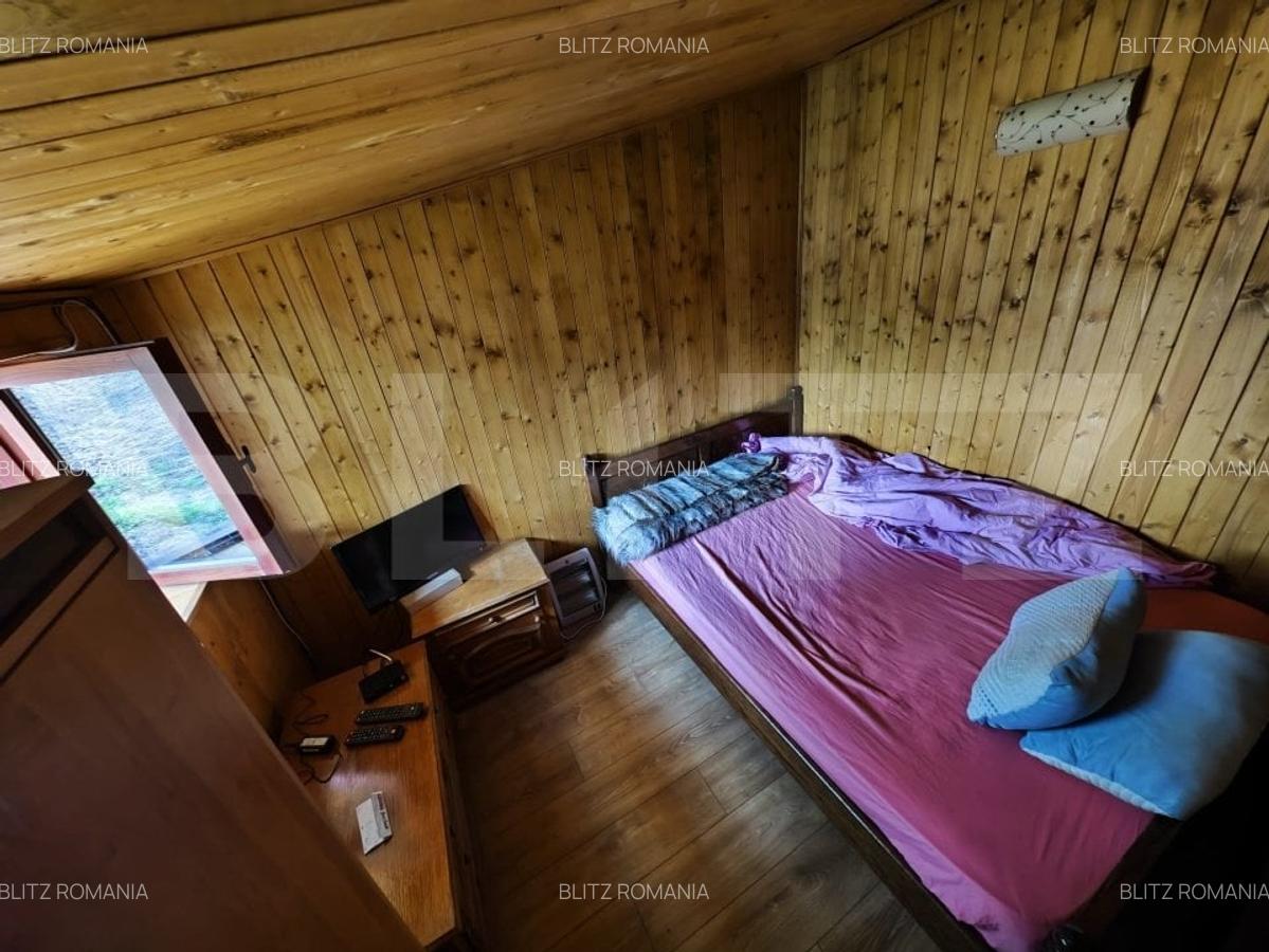Casuta de vacanta in padure , zona Barnova - 6
