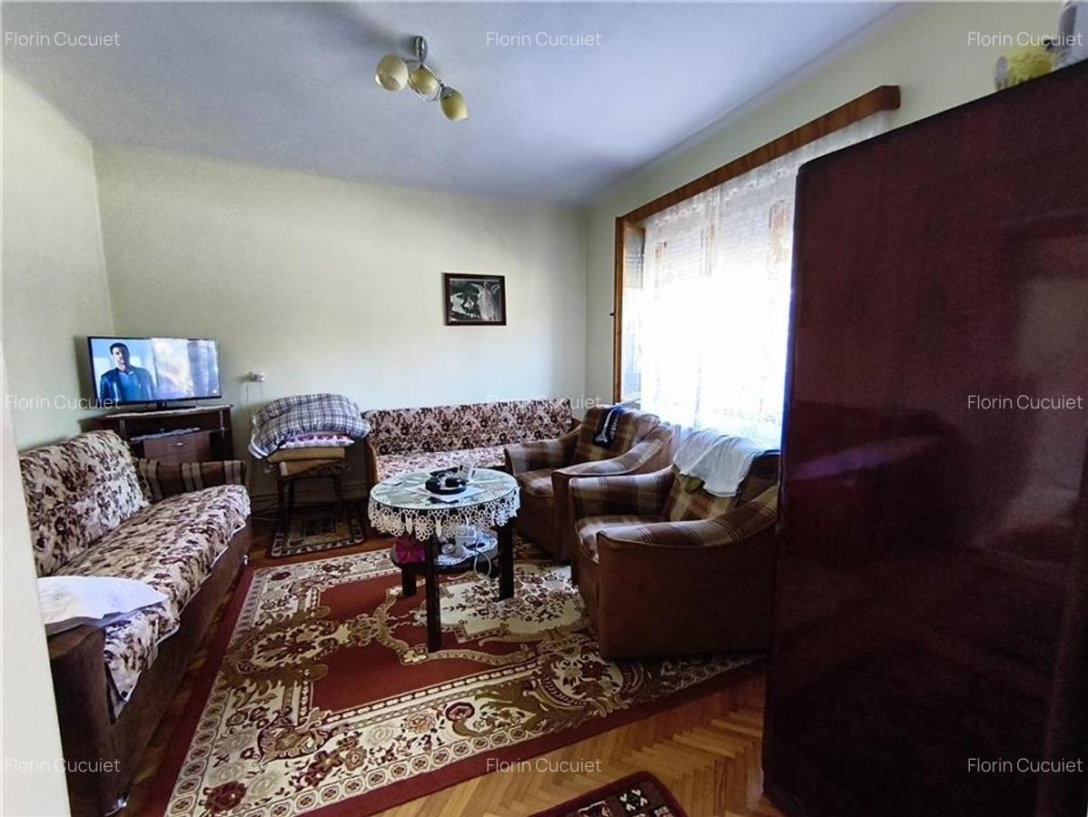 Casa pe un nivel renovata,curte individuala teren 780mp - 7