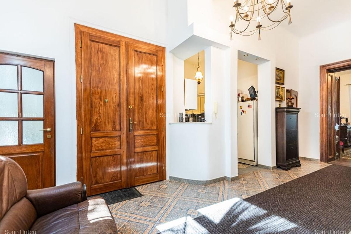Apartament in imobil istoric - zona Baile Neptun - 6