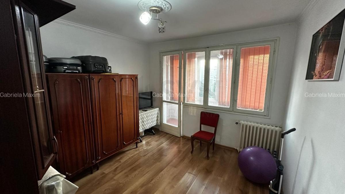 Apartament cu 3 camere decomandat în Bucur Obor - 5