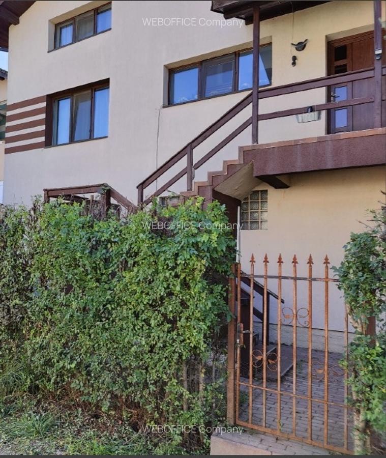 Vinzare pensiune, 380mp construiti, compusa din 4 apartamente independente - 12