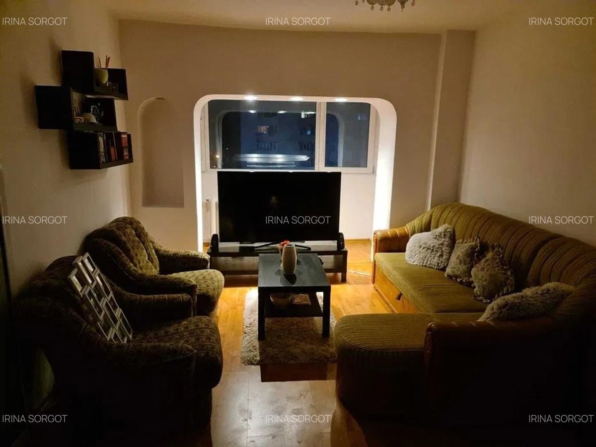 Apartament cu 3 camere, etaj 3/9, Nicolina - 1