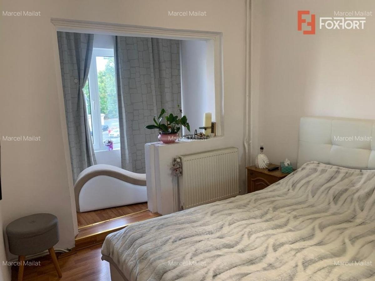 Apartament de vanzare cu 3 camere si 2 bai, etaj 2, zona Lipovei - 11