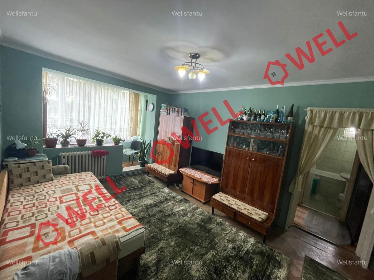De vânzare apartament cu 2 camere în Târgu Secuiesc, pe strada Libertății - 10