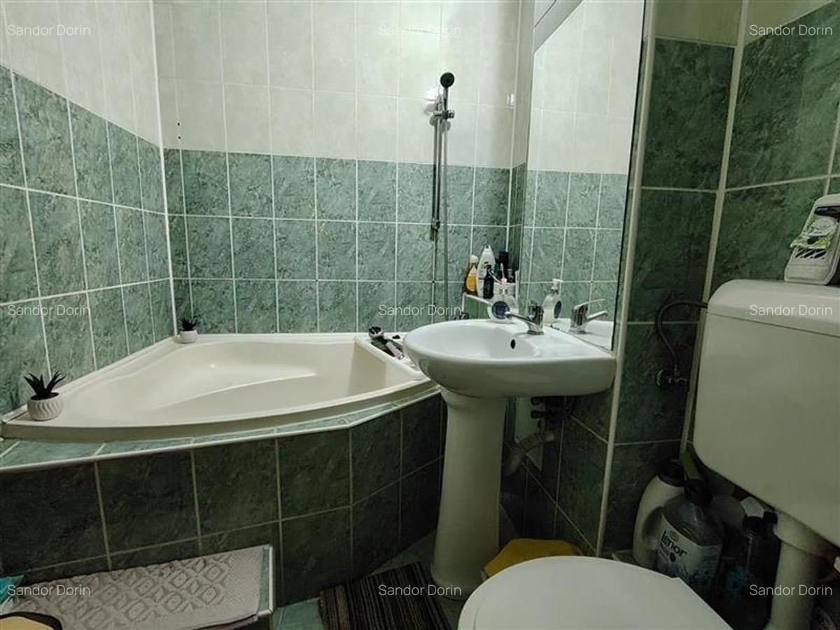 Apartament 4 camere (Gheorgheni, Cart. Bucin 17/B) - 18