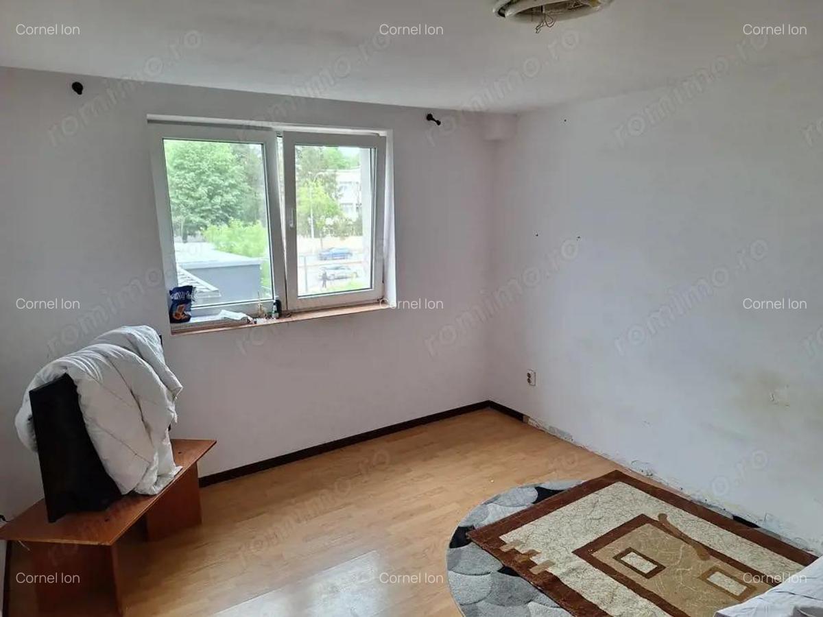 Garsoniera 21mp -etaj 1- Soseaua Oltenitei - Metrou Aparatorii Patriei - 4