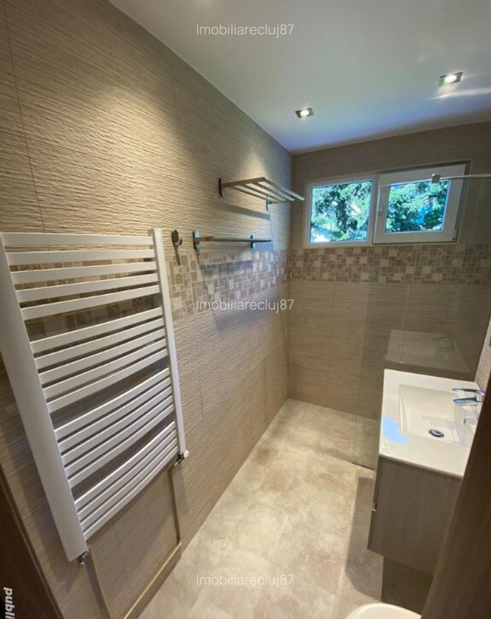 Inchiriez apartament cu 3 camere in Gheorgheni - 2
