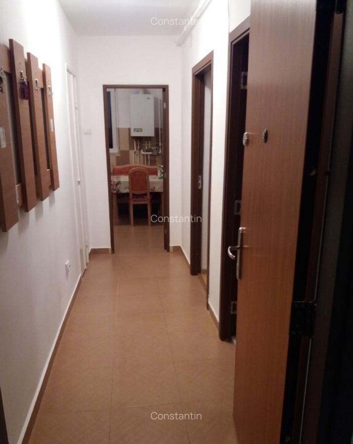Camera de inchiriat/apartament cu 3 camere Grivitei - 7
