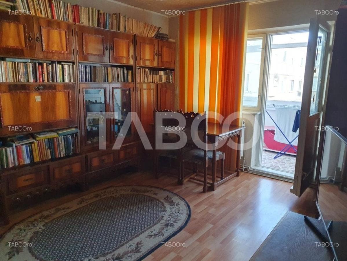Apartament cu 4 camere semidecomandat, mobilat în Est - 5