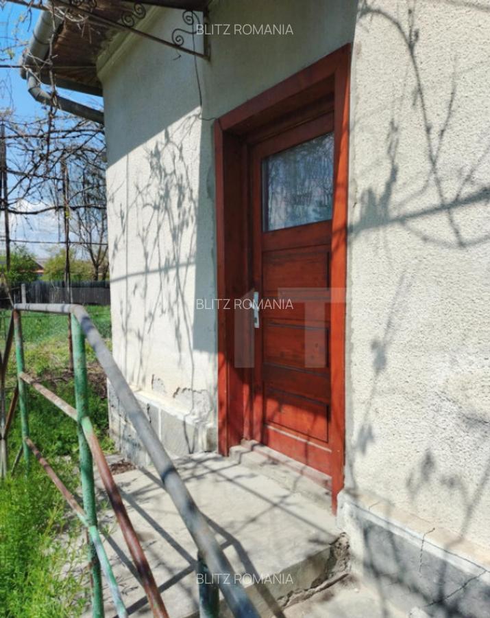 Casa 2 camere,teren 720 mp,comuna Unirea - 9