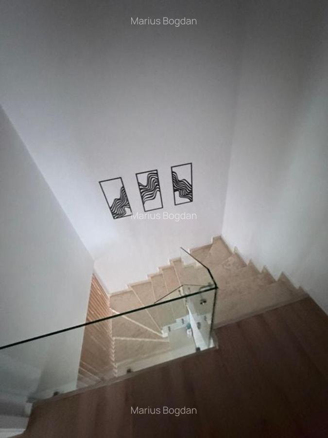 Apartament LUX 3 camere si CURTE Mega 23 august - 12