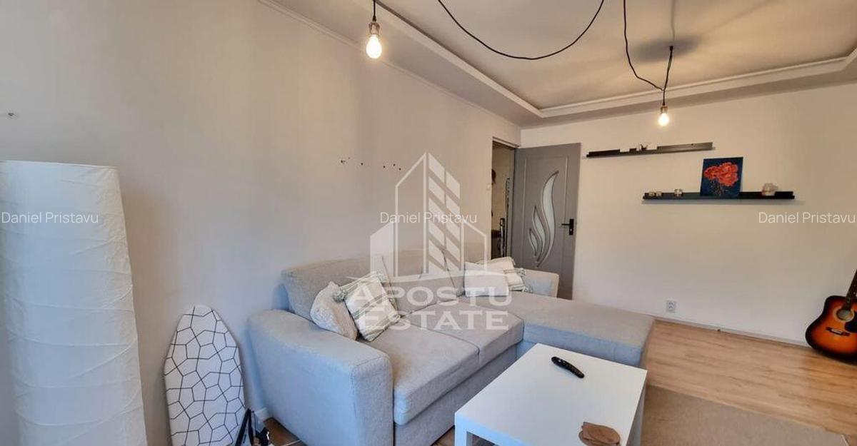 Apartament cu 3 camere, decomandat, zona Calea Aradului - 2