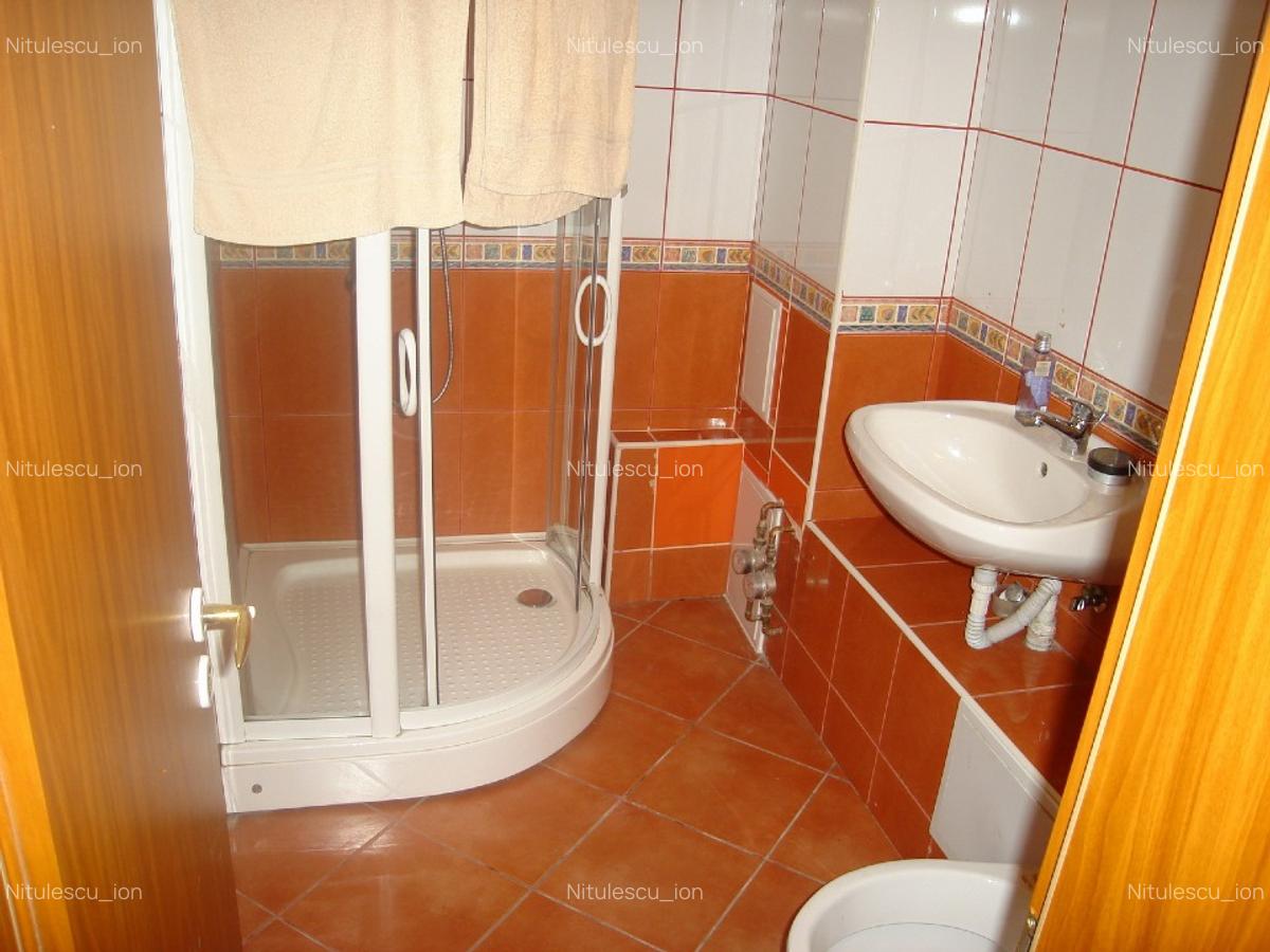 Proprietar inchiriez birou 90 mp - 8