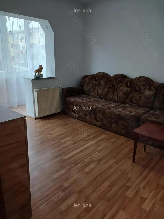 Pe str.Bogdan Voda,inchiriez apartament cu 3 camere decomandat, etaj2 cu 2 bai, mobilat si utilat - 3 Pe str.Bogdan Voda,inchiriez apartament cu 3 camere decomandat, etaj2 cu 2 bai, mobilat si utilat - 3