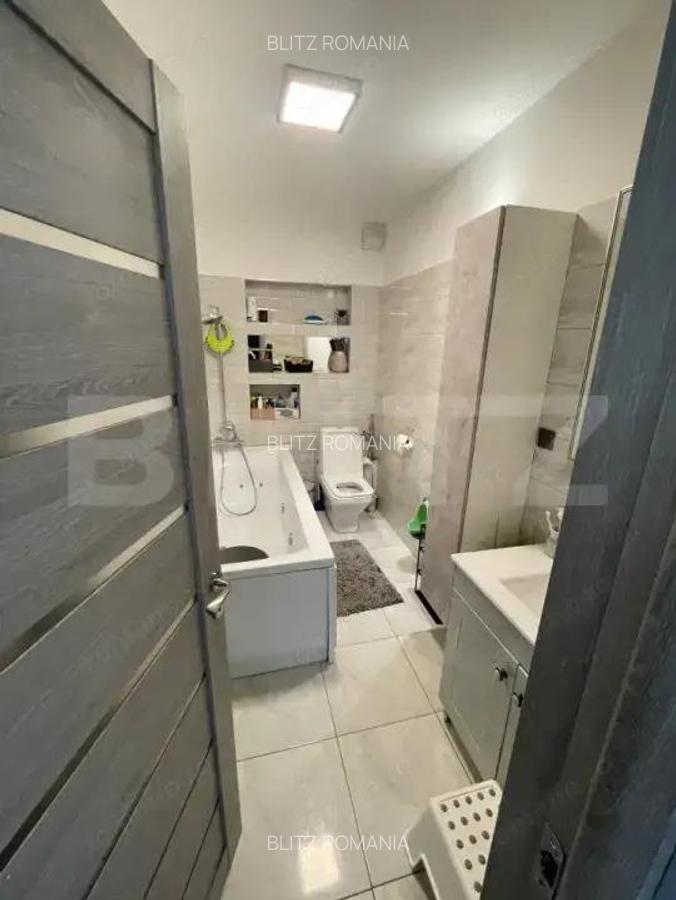 Apartament cu 3 camere, 2 bai, 82, 21 mp Sannicoara, complex Estimo - 2